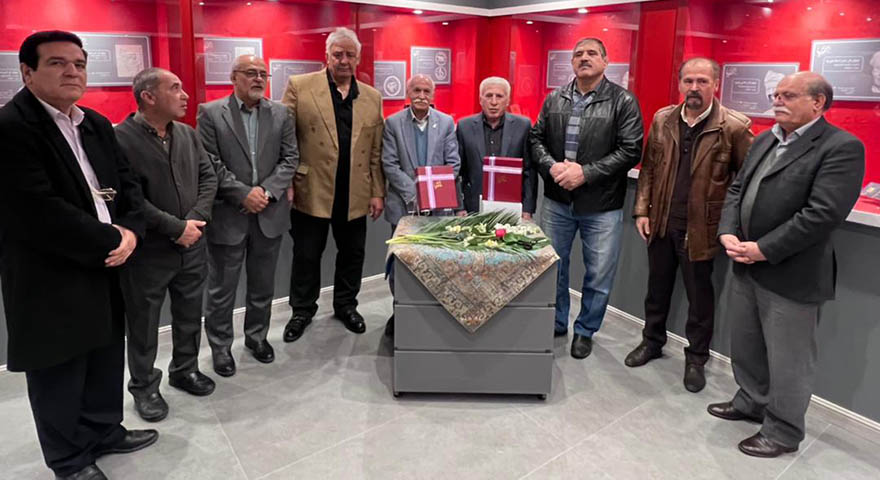 رونمایی از تمبرهای طلا و نقره جهان پهلوان تختی